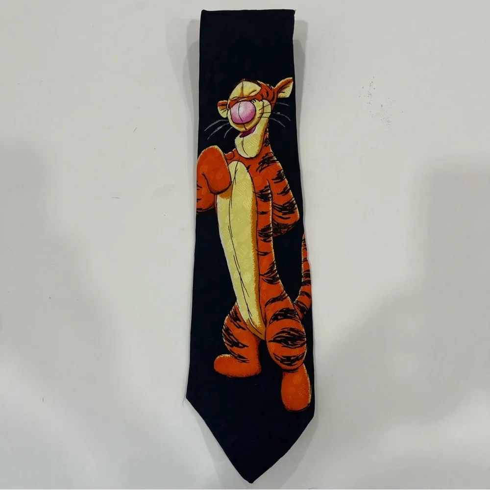 POOH TIGER  Disney Silk tie‎ Made in Myanmar Handmade